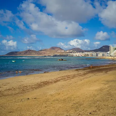 In Palmas Near Playa De Canteras